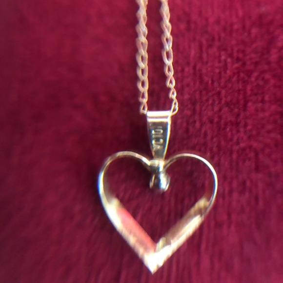 Gold and diamond heart pendant necklace. 💎 - Picture 4 of 4
